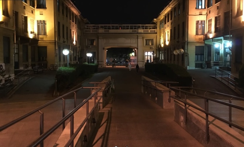 Foto dell'atrio del centro Torino Nizza Millefonti