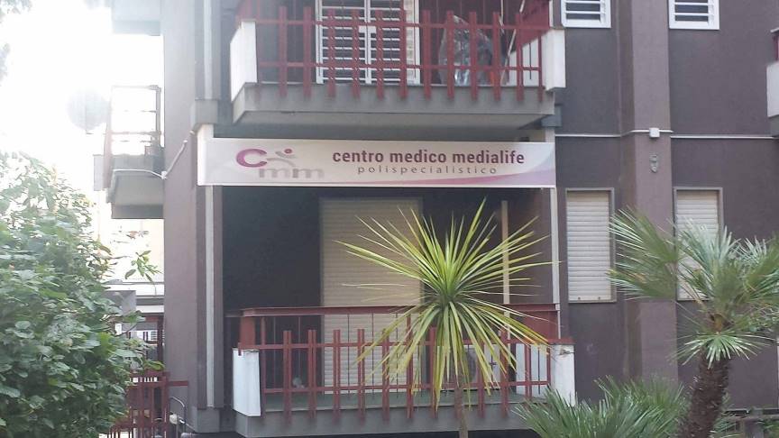 Foto dell'esterno del centro Bari Medialife