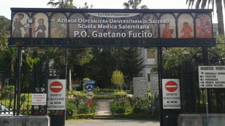 Foto dell'esterno del centro Mercato San Severino (Salerno) – Fucito