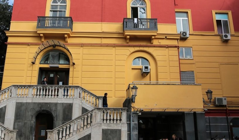 Foto dell'esterno del centro Napoli Arenella