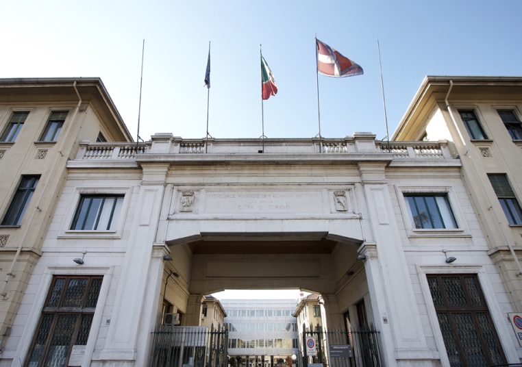 Foto dell'esterno del centro Torino Nizza Millefonti