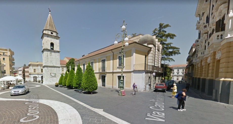Foto dell'esterno del centro Benevento Santa Sofia