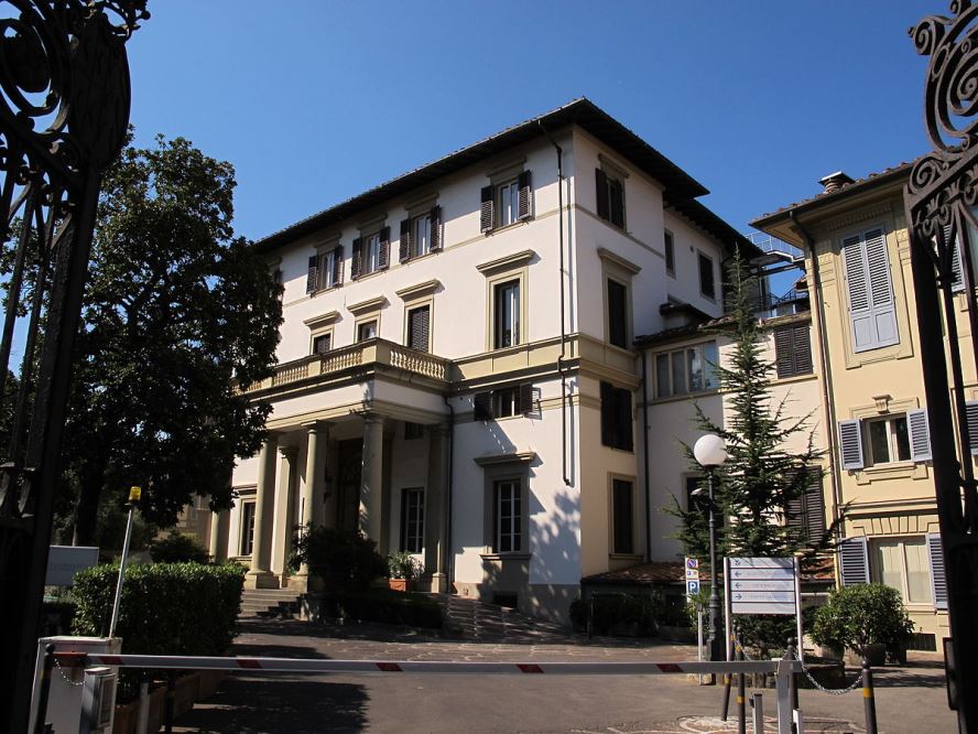 Dott. Riccardo Naspetti prenotazioni, contatti ed informazioni